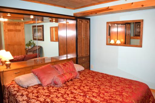 5717 County Rd 138, Garrison, MN 56450
