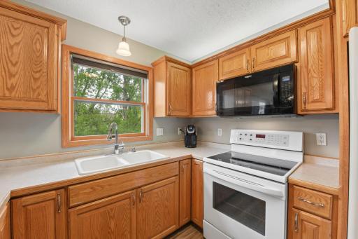 421 Durango Drive, Roberts, WI 54023