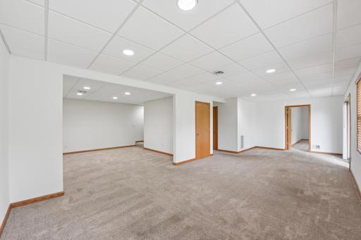 421 Durango Drive, Roberts, WI 54023