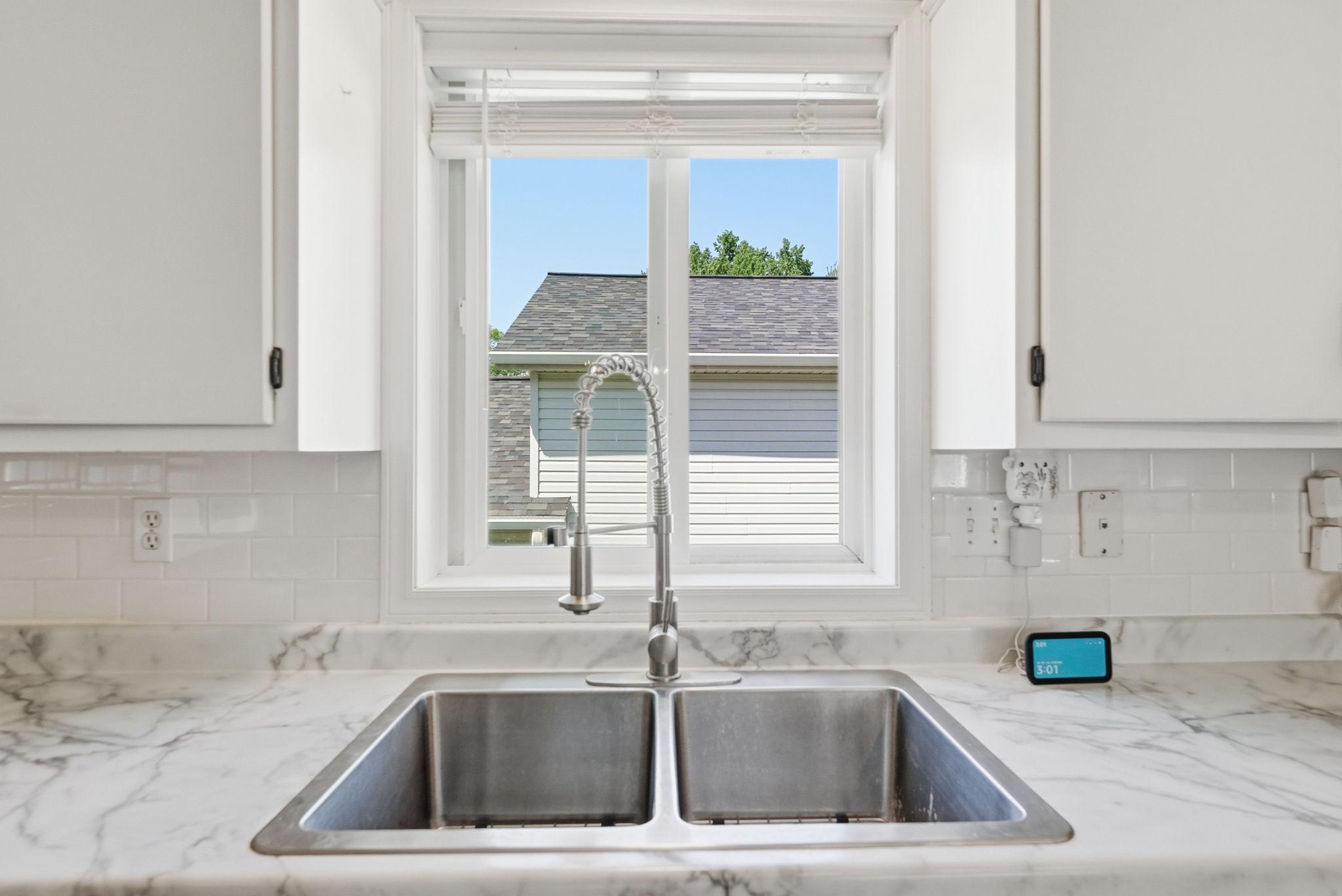 25-web-or-mls-DSC01907.jpg