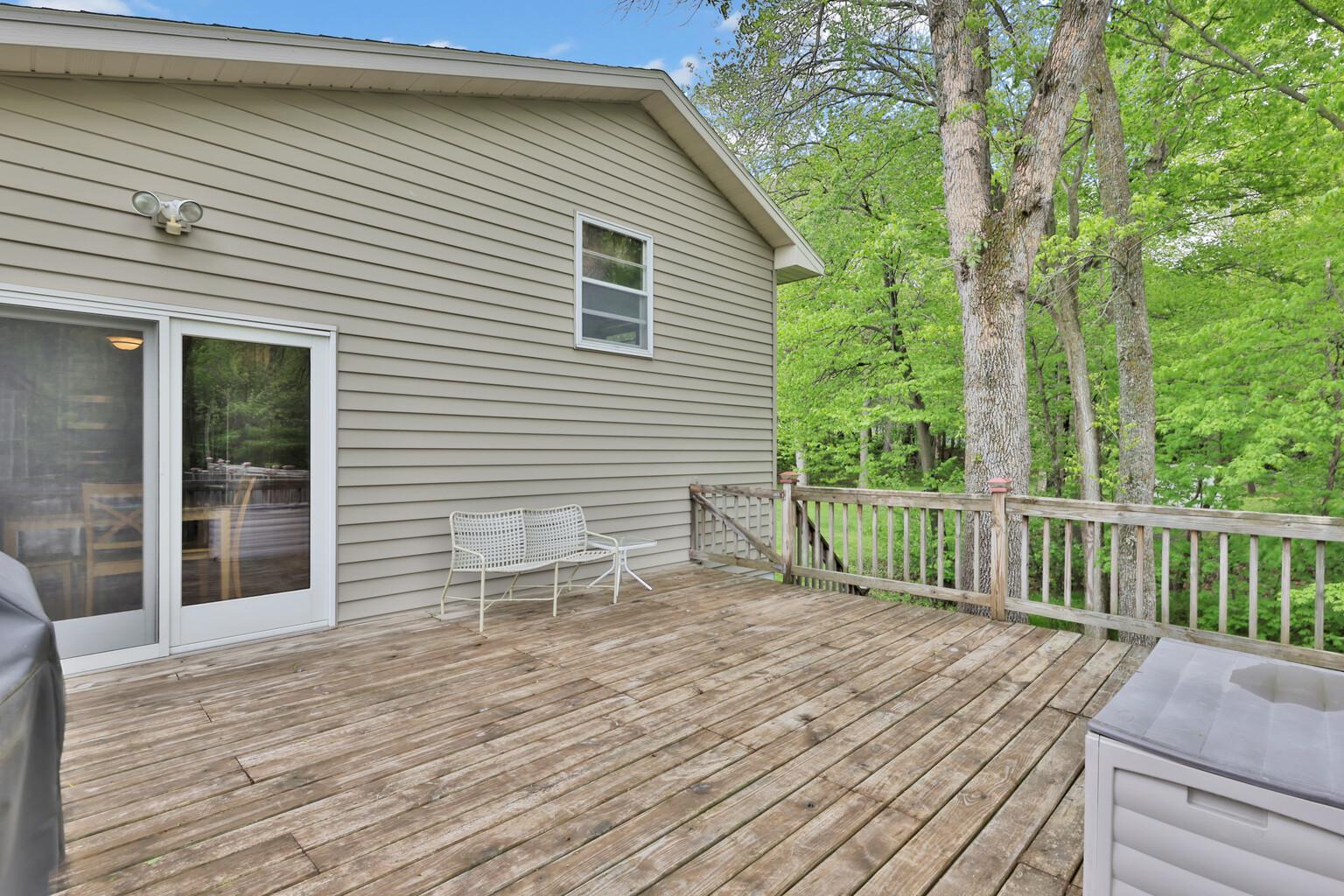 Large 20 x 16 deck