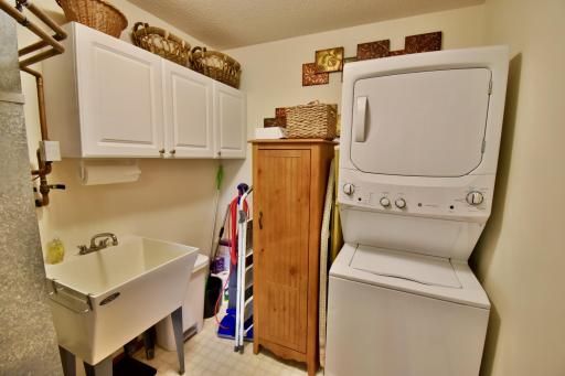 520 5th Street SW, 317, Willmar, MN 56201