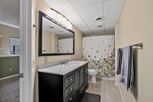 37-web-or-mls-14125 36th Ave N, Minneapolis, MN_0038.jpg