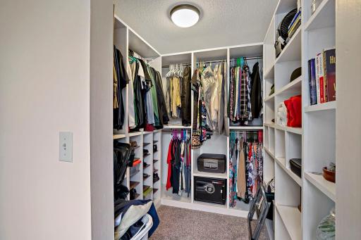 41-web-or-mls-14125 36th Ave N, Minneapolis, MN_0042.jpg
