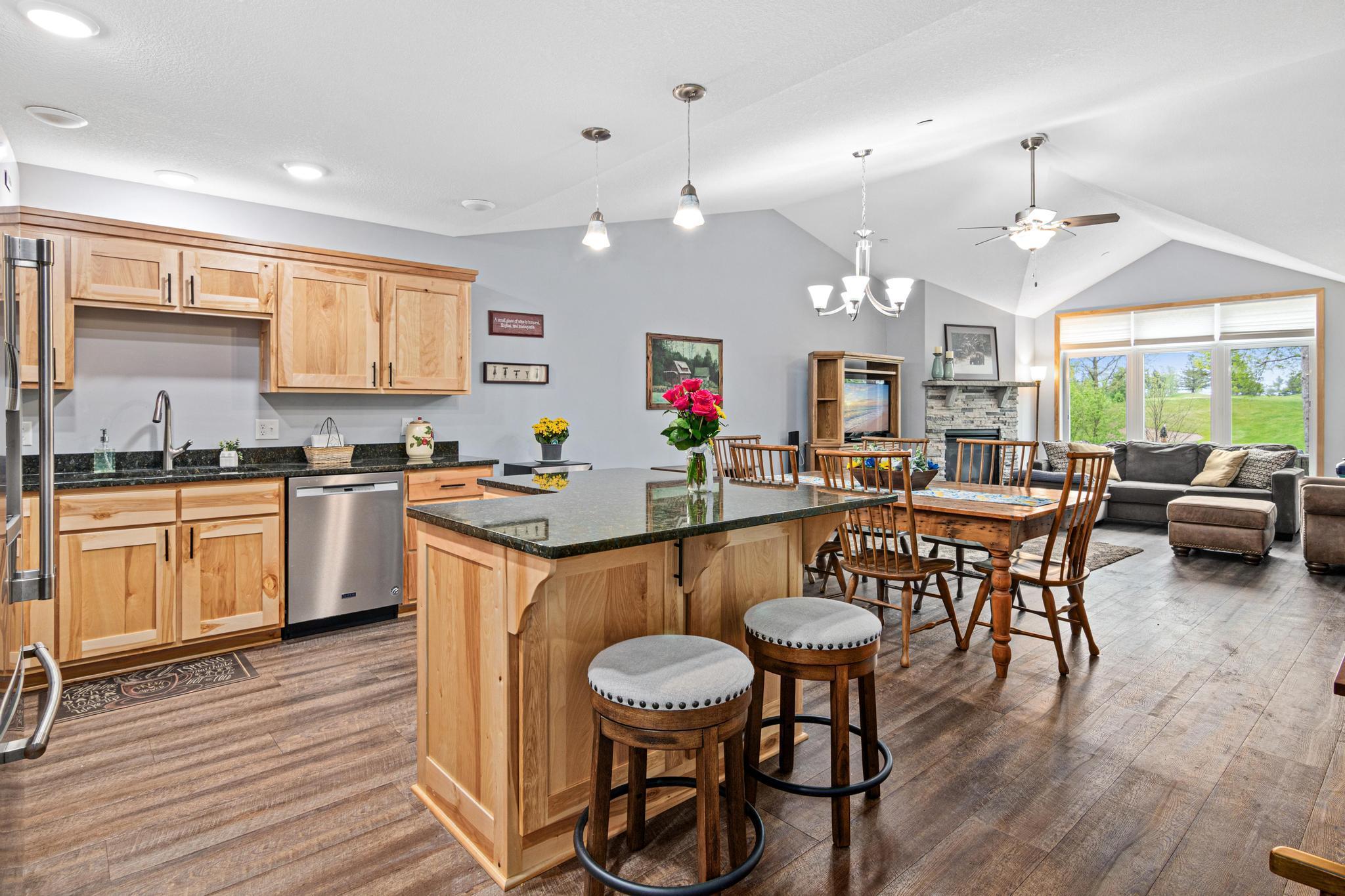 kitchen.dining