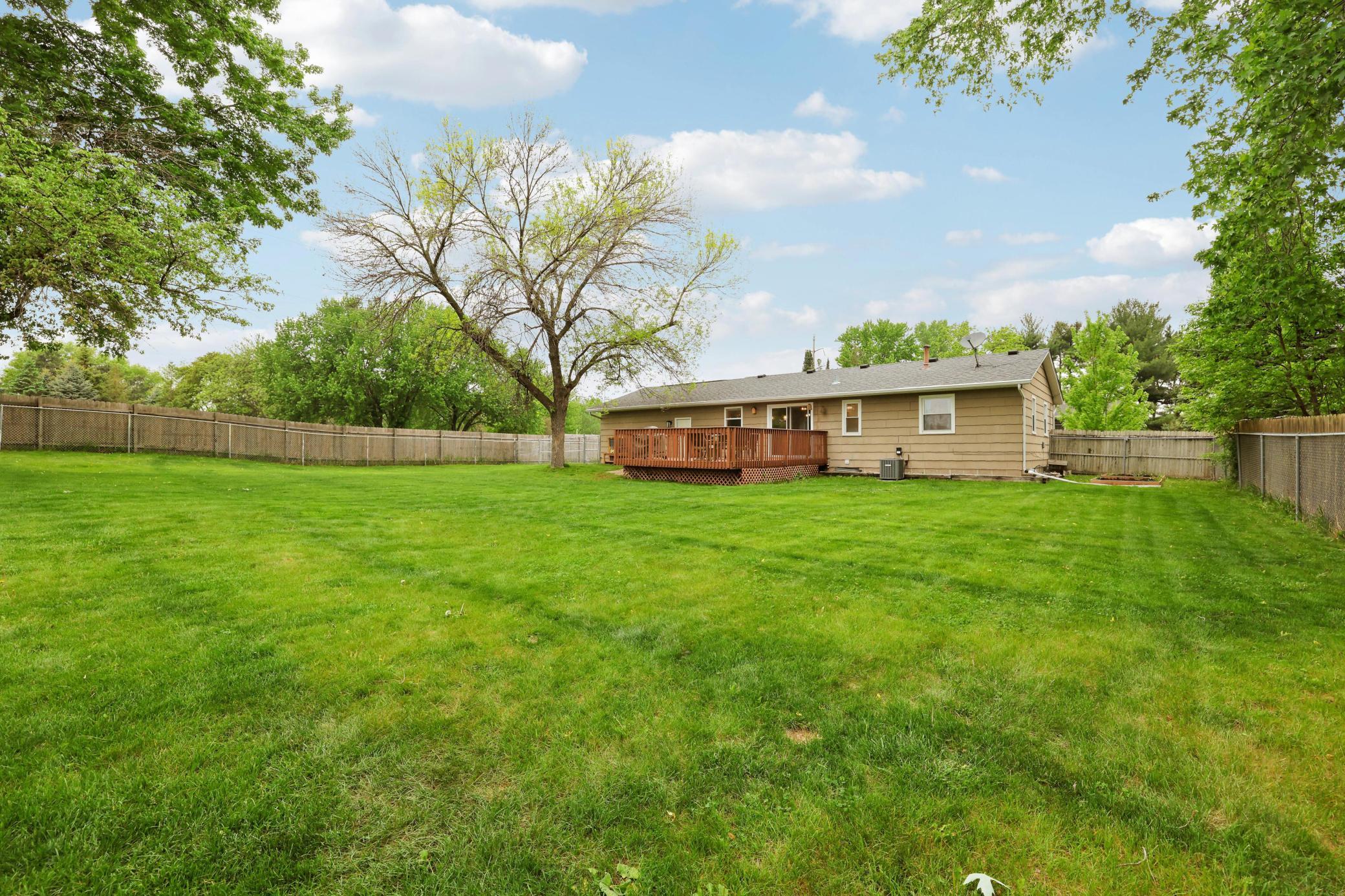 Huge fenced back yard