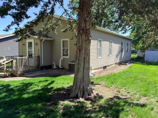 520 6th Street, Walnut Grove, MN 56180
