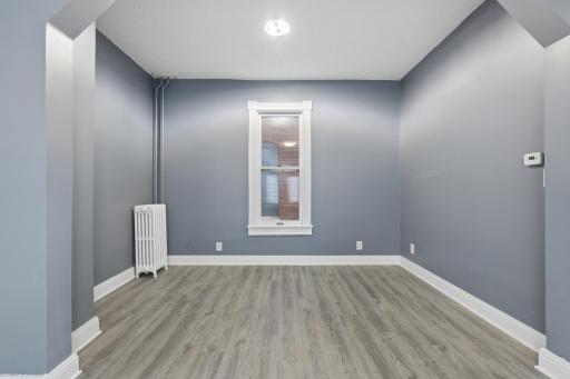 731 Thomas Avenue, Saint Paul, MN 55104