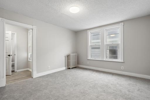 731 Thomas Avenue, Saint Paul, MN 55104