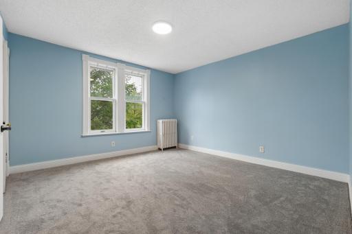 731 Thomas Avenue, Saint Paul, MN 55104