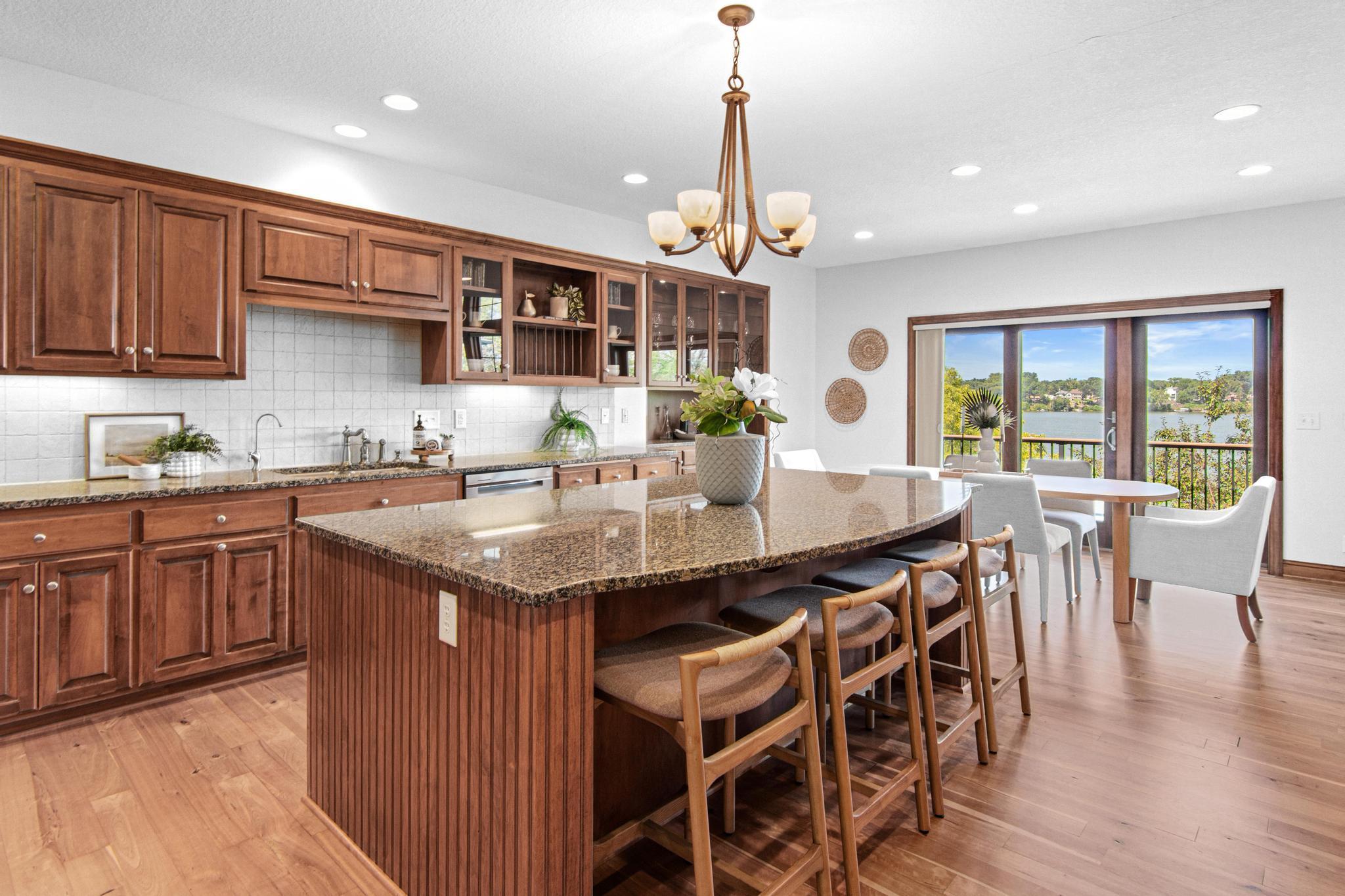 Large kitchen island with enough space to host all your family gatherings.