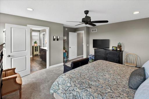18190 72nd Place N, Maple Grove, MN 55311