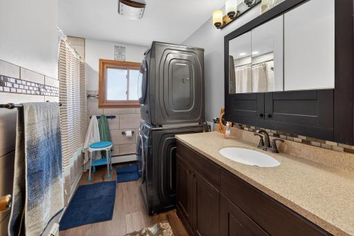 409 1st Street SE, Hinckley, MN 55037
