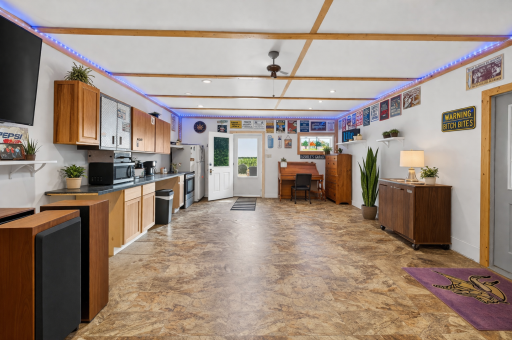409 1st Street SE, Hinckley, MN 55037