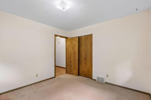 2949 Aquila Avenue N, Minneapolis, MN 55427