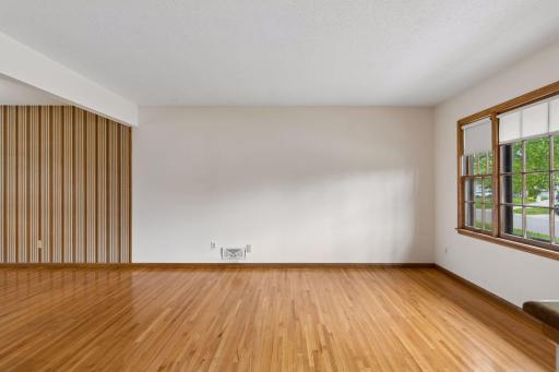 2949 Aquila Avenue N, Minneapolis, MN 55427