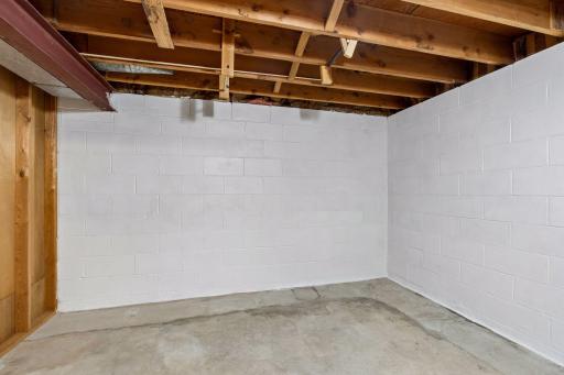 2949 Aquila Avenue N, Minneapolis, MN 55427