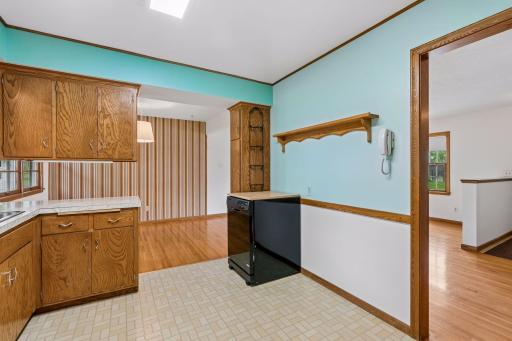 2949 Aquila Avenue N, Minneapolis, MN 55427