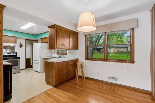 2949 Aquila Avenue N, Minneapolis, MN 55427