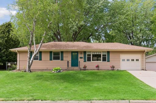 2949 Aquila Avenue North - Spacecrafting - 0002.jpg