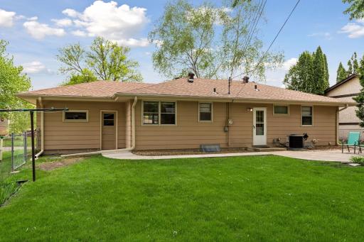 2949 Aquila Avenue N, Minneapolis, MN 55427