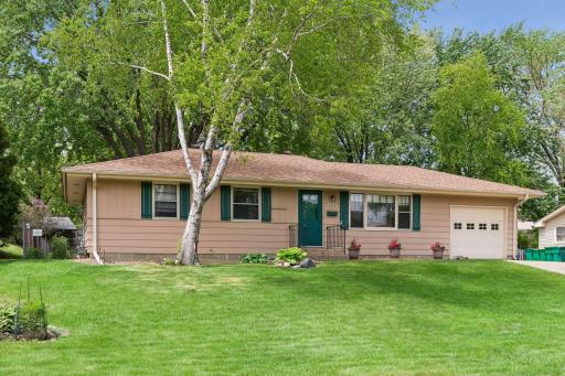2949 Aquila Avenue N, Minneapolis, MN 55427