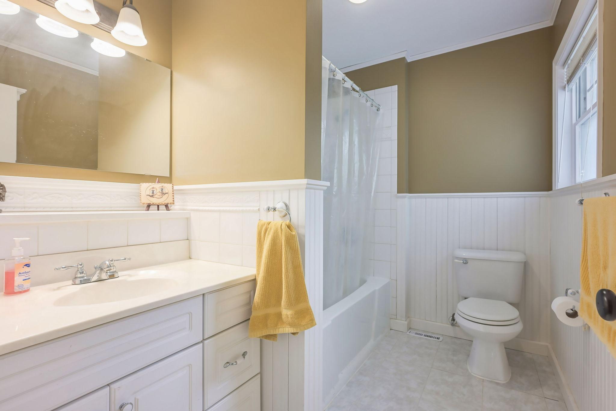 Upstairs Bathroom