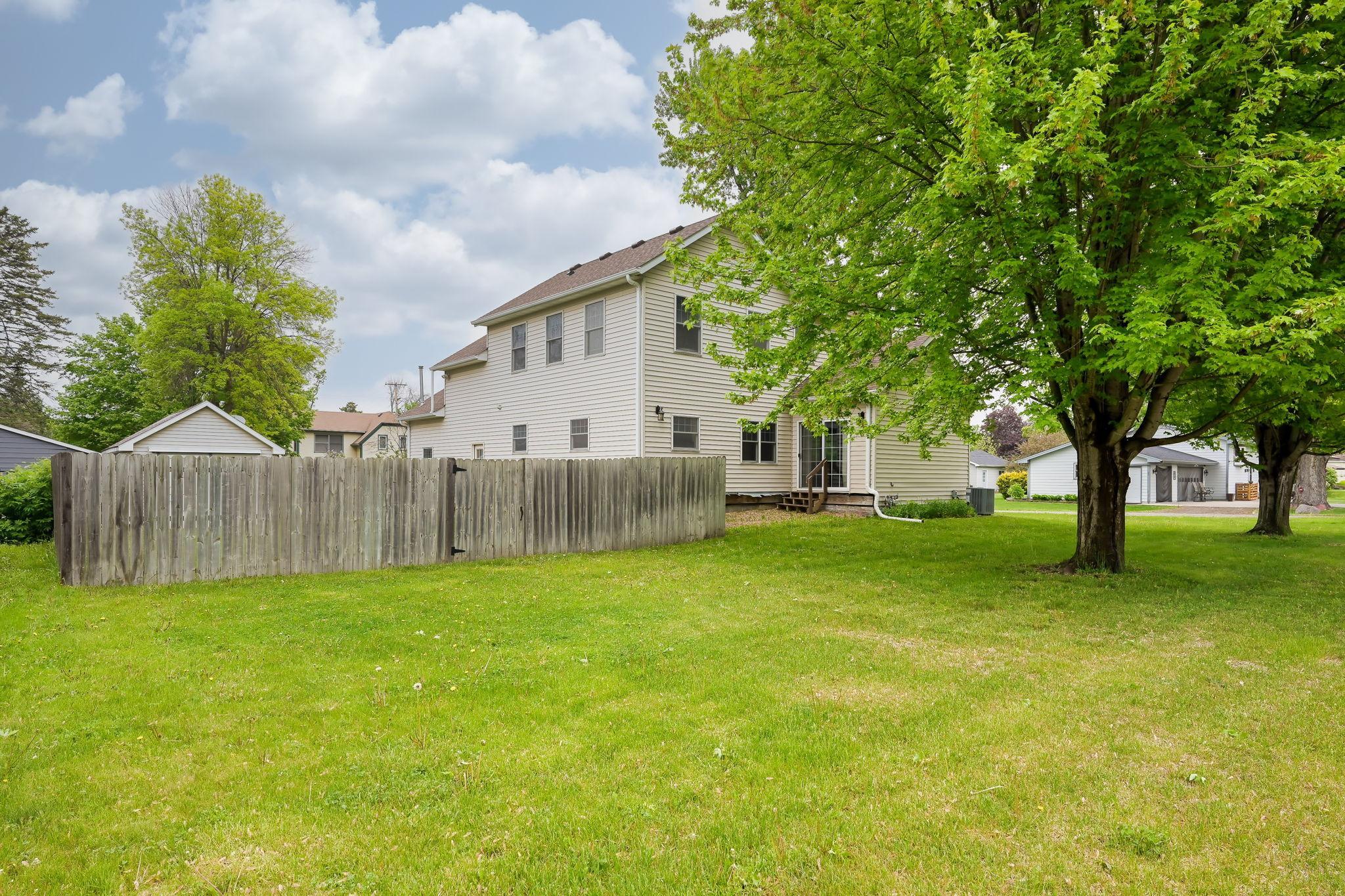 43-web-or-mls-5510 Bryant St-43.jpeg