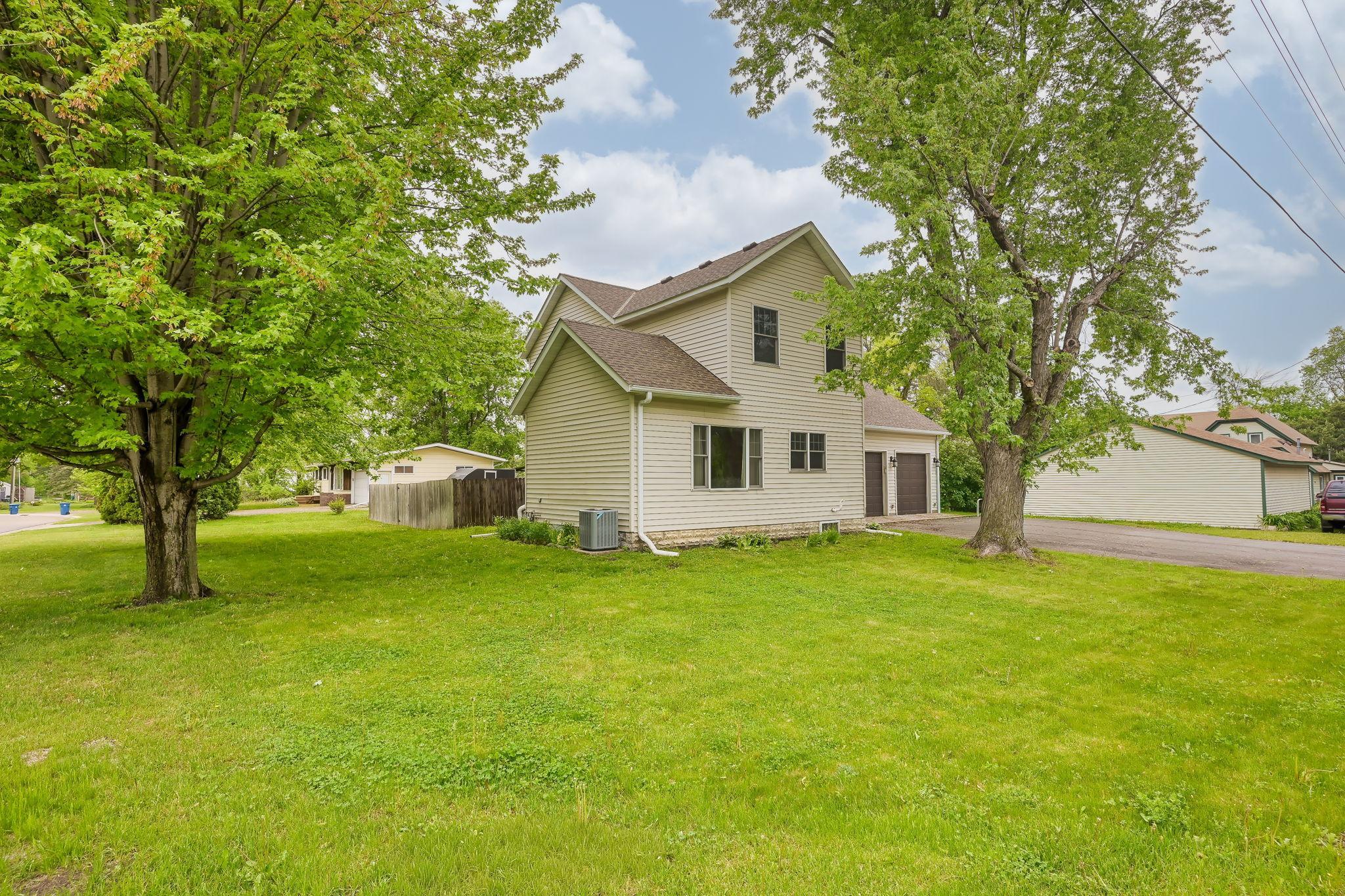 41-web-or-mls-5510 Bryant St-40.jpeg