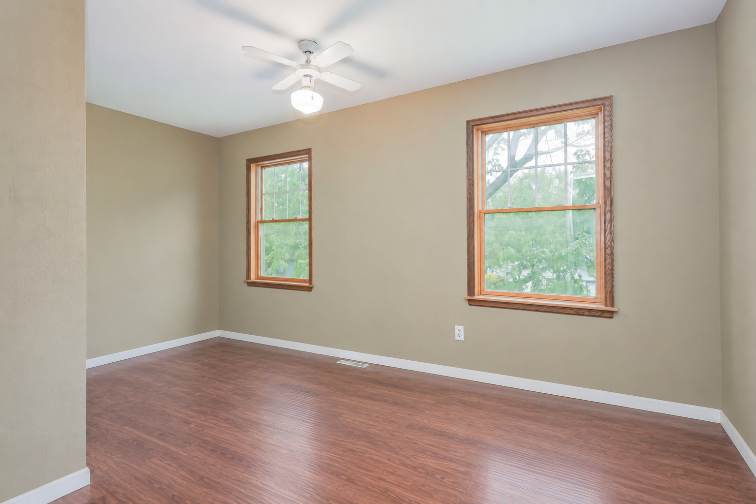 Upstairs Bedroom.png