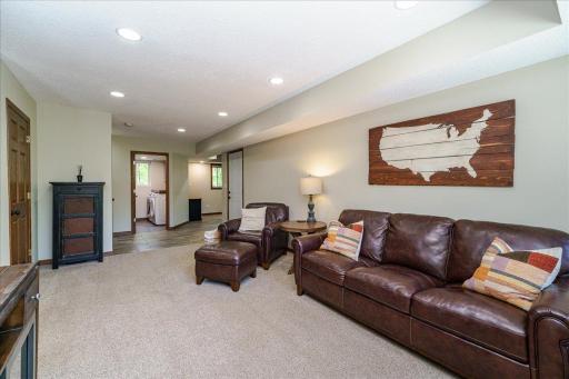 10665 Akron Avenue, Inver Grove Heights, MN 55077