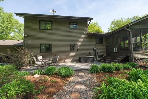 10665 Akron Avenue, Inver Grove Heights, MN 55077