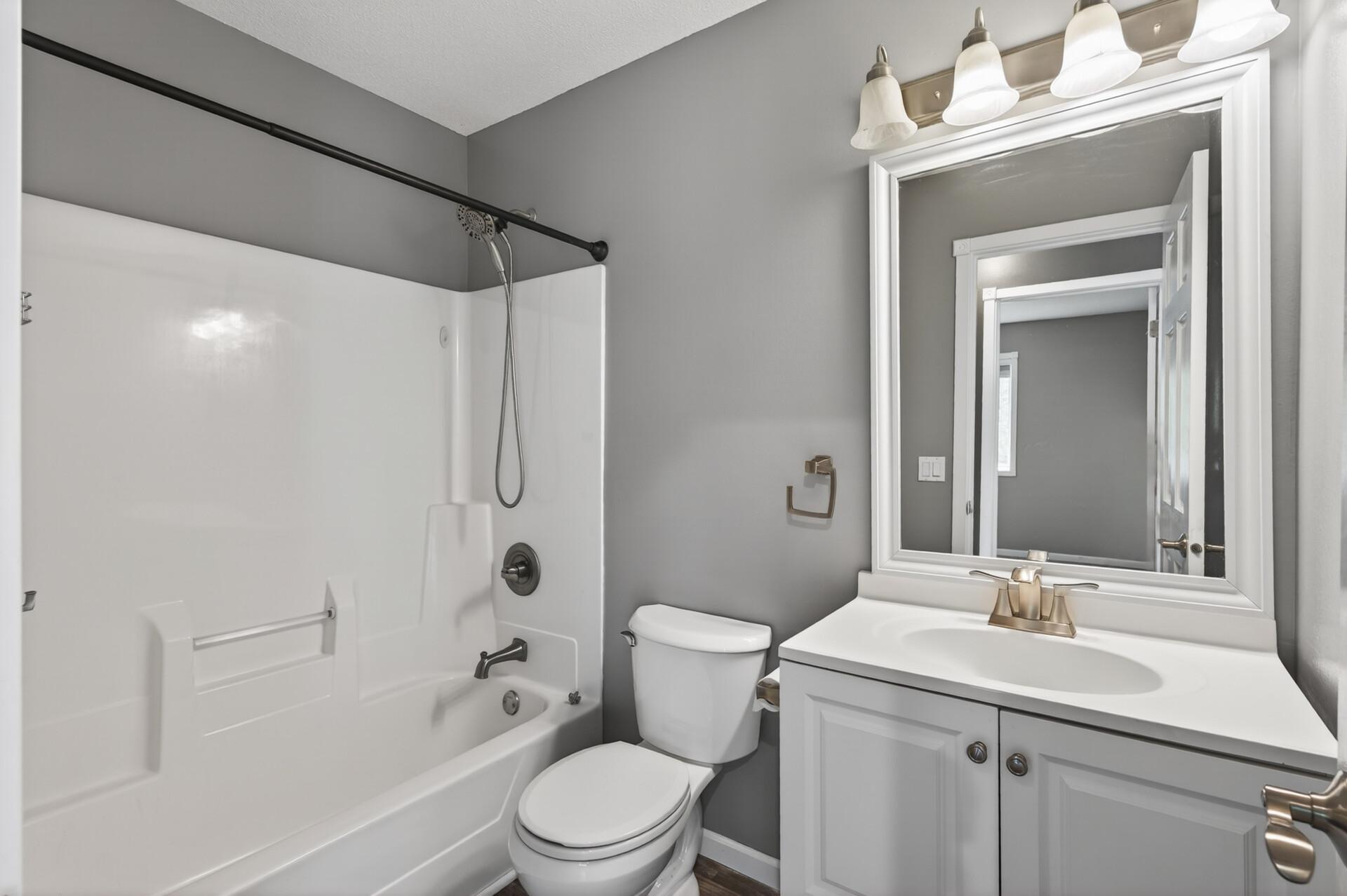 Full bath - upper