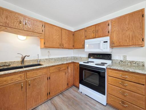 310 Wagonner Avenue E, Hackensack, MN 56452