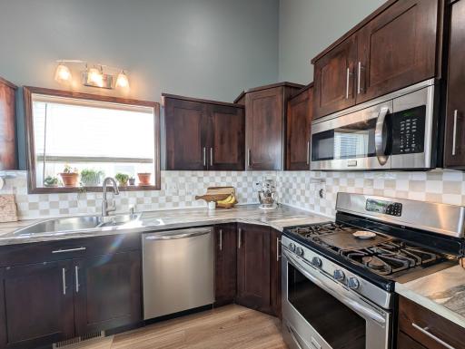 5817 57 Avenue S, Fargo, ND 58104