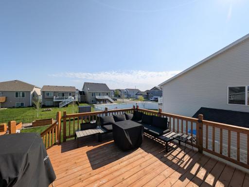 5817 57 Avenue S, Fargo, ND 58104