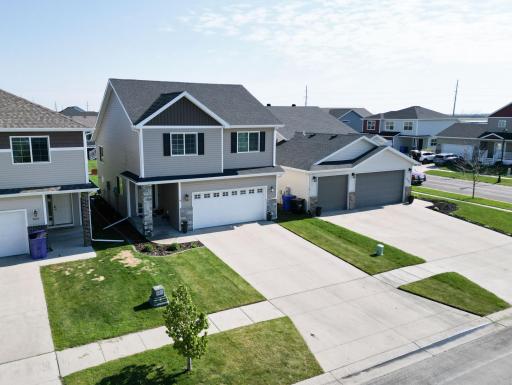5817 57 Avenue S, Fargo, ND 58104