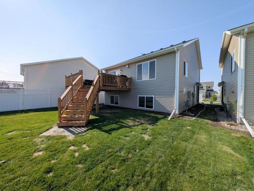 5817 57 Avenue S, Fargo, ND 58104