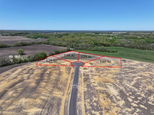 Chainview Estates ~ Red Lines Approximate property Line