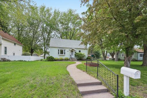 30690 N Lakes Trail, Lindstrom, MN 55045