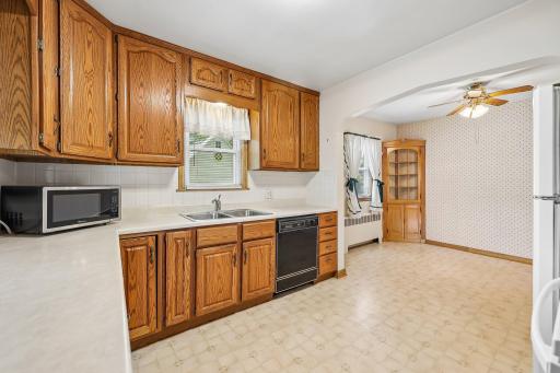 17-web-or-mls-N Lakes Trail-S2405-015.jpg