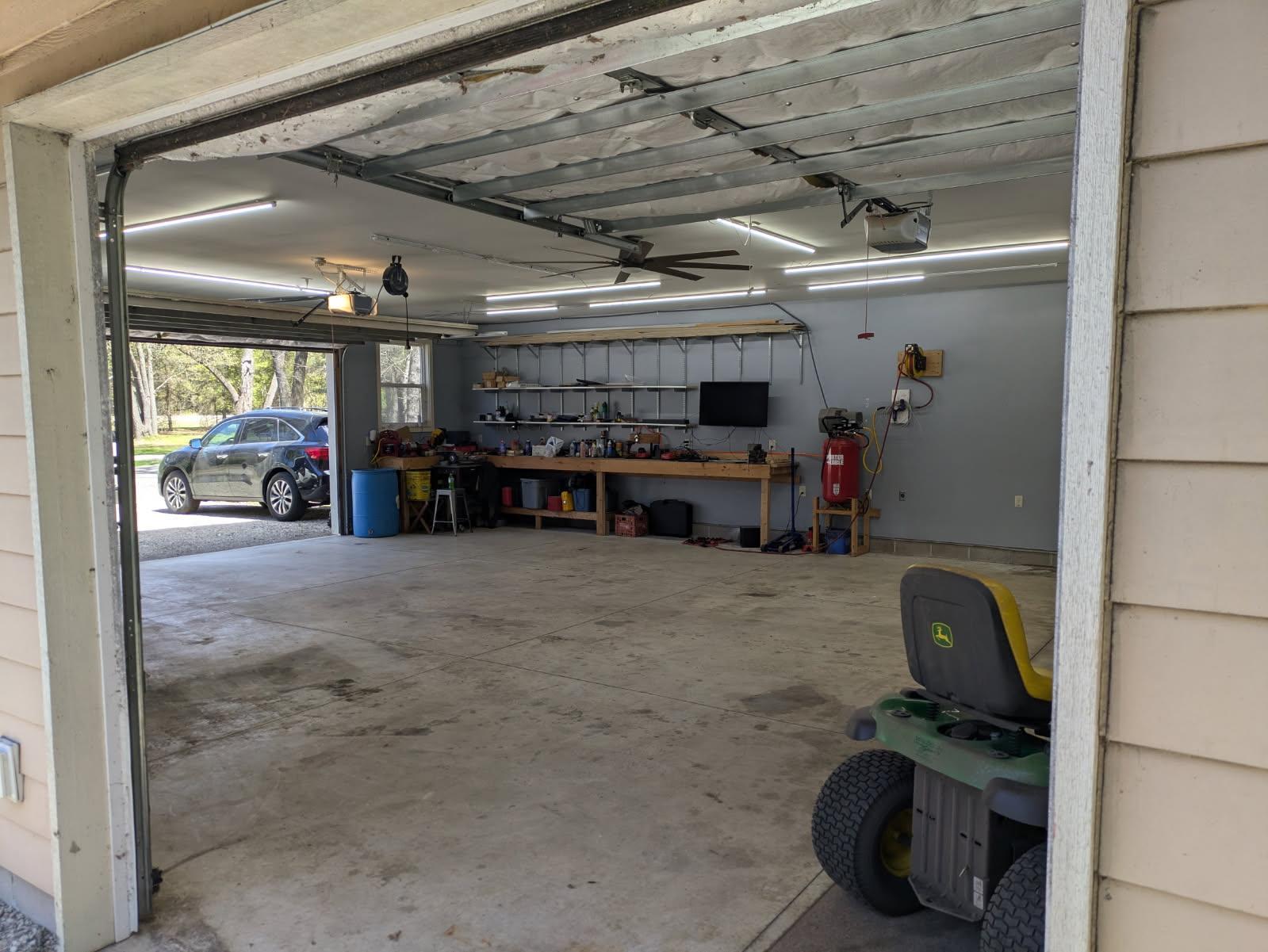 Garage work shop from other garage side