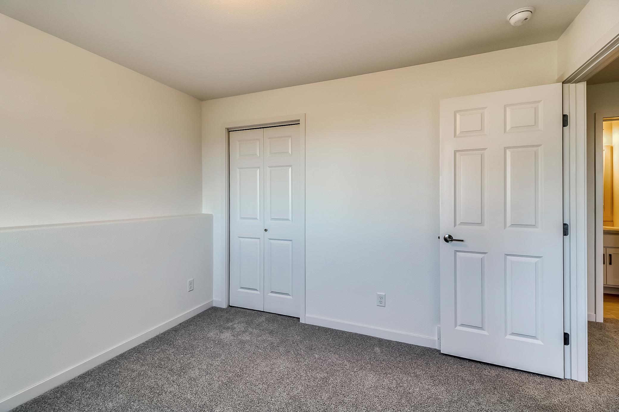 Basement Bedroom1_2.jpg