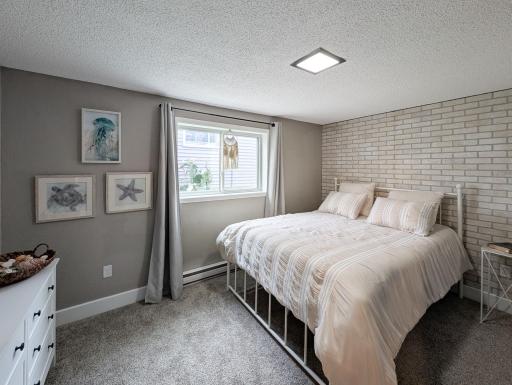 1918 5 Avenue E, West Fargo, ND 58078