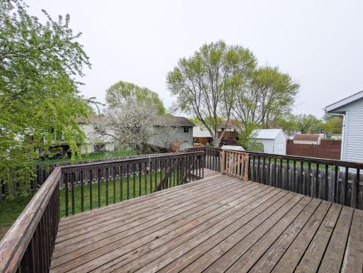 1918 5 Avenue E, West Fargo, ND 58078