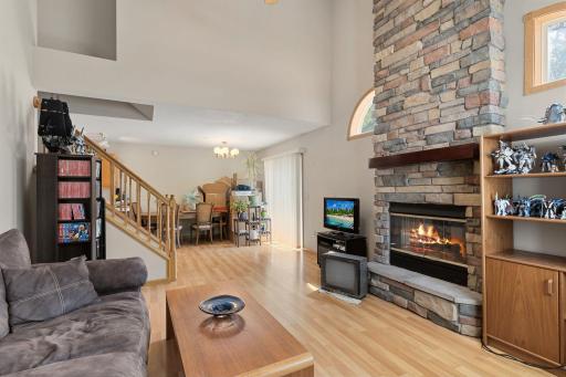 18231 Warbler Lane, Eden Prairie, MN 55346