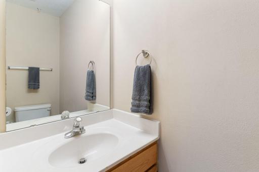 18231 Warbler Lane, Eden Prairie, MN 55346