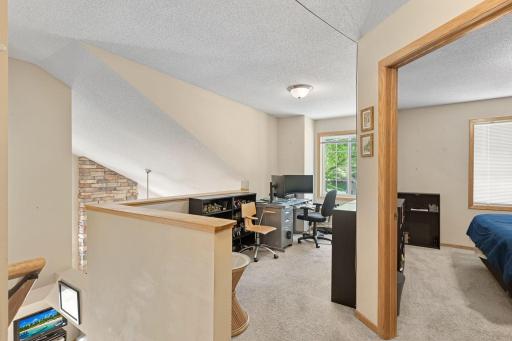 18231 Warbler Lane, Eden Prairie, MN 55346