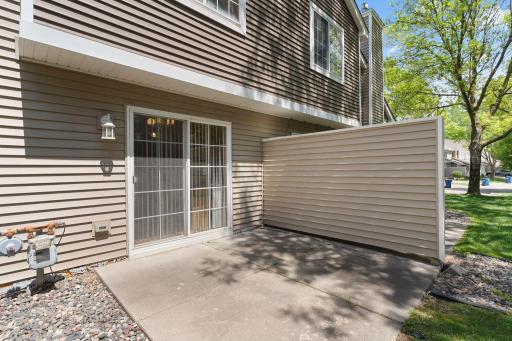 18231 Warbler Lane, Eden Prairie, MN 55346