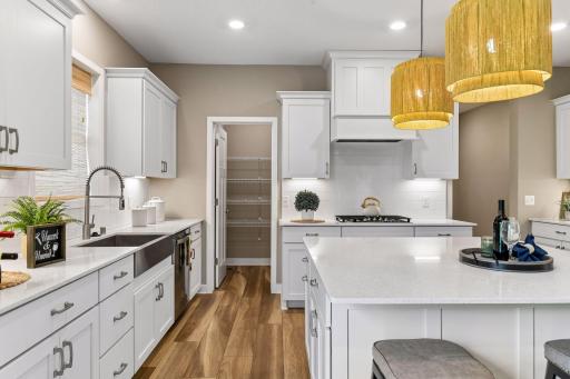 7276 Rogers Court, Chanhassen, MN 55317